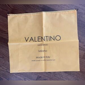 Valentino dust bag yellow NEW XL 20 x 23.5 Inches Authentic Women’s